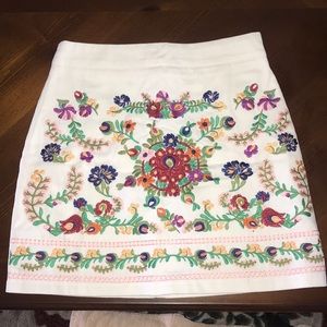 Embroidered skirt
